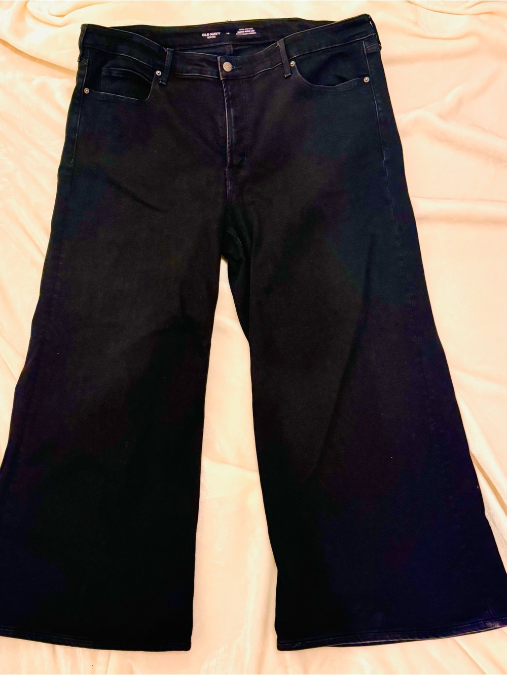 Old Navy Black Extra High-Rise Super Wide-Leg Jeans, Size 20